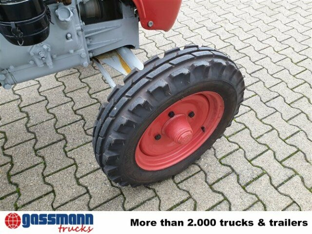 Traktor DL25 - جرار: صور 4 Traktor DL25 - جرار: صور 4