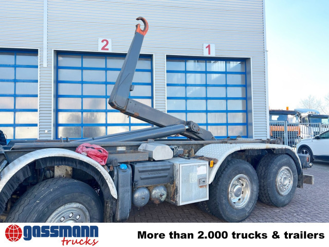 Volvo FM 460 8x2-6, Lenk-/Liftachse, Kran HMF 2020-K4, - شاحنة ذات الخطاف, شاحنة كرين: صور 4 Volvo FM 460 8x2-6, Lenk-/Liftachse, Kran HMF 2020-K4, - شاحنة ذات الخطاف, شاحنة كرين: صور 4