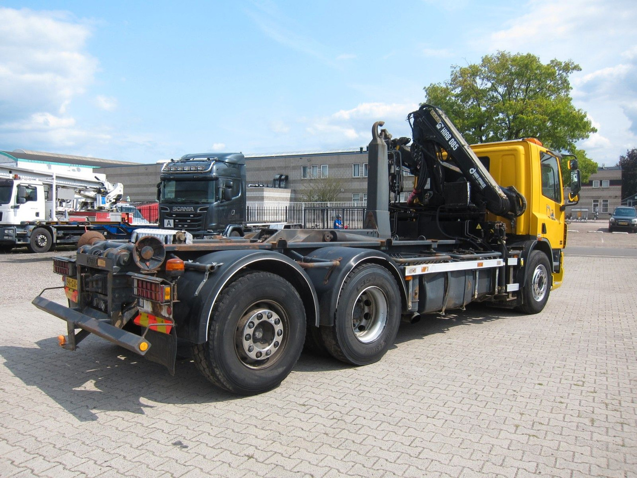 DAF CF 75 310 6X2*4 Hiab Kran Haken Manual Funk E3 - شاحنة ذات الخطاف, شاحنة كرين: صور 5 DAF CF 75 310 6X2*4 Hiab Kran Haken Manual Funk E3 - شاحنة ذات الخطاف, شاحنة كرين: صور 5
