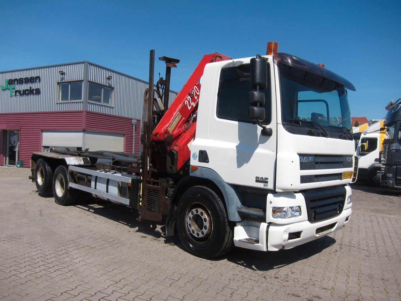 DAF CF 85 480 6x2 HMF 2220 3xhydr Remote Manual E3 - شاحنة ذات الخطاف, شاحنة كرين: صور 1 DAF CF 85 480 6x2 HMF 2220 3xhydr Remote Manual E3 - شاحنة ذات الخطاف, شاحنة كرين: صور 1