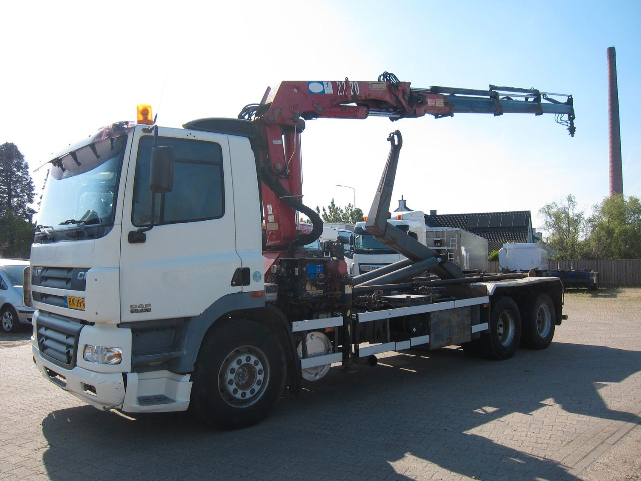 DAF CF 85 480 6x2 HMF 2220 3xhydr Remote Manual E3 - شاحنة ذات الخطاف, شاحنة كرين: صور 2 DAF CF 85 480 6x2 HMF 2220 3xhydr Remote Manual E3 - شاحنة ذات الخطاف, شاحنة كرين: صور 2