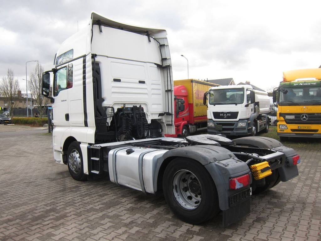 MAN TGX 18 440 XXL Retarder E6 730tkm 2xTank - شاحنة جرار: صور 4 MAN TGX 18 440 XXL Retarder E6 730tkm 2xTank - شاحنة جرار: صور 4