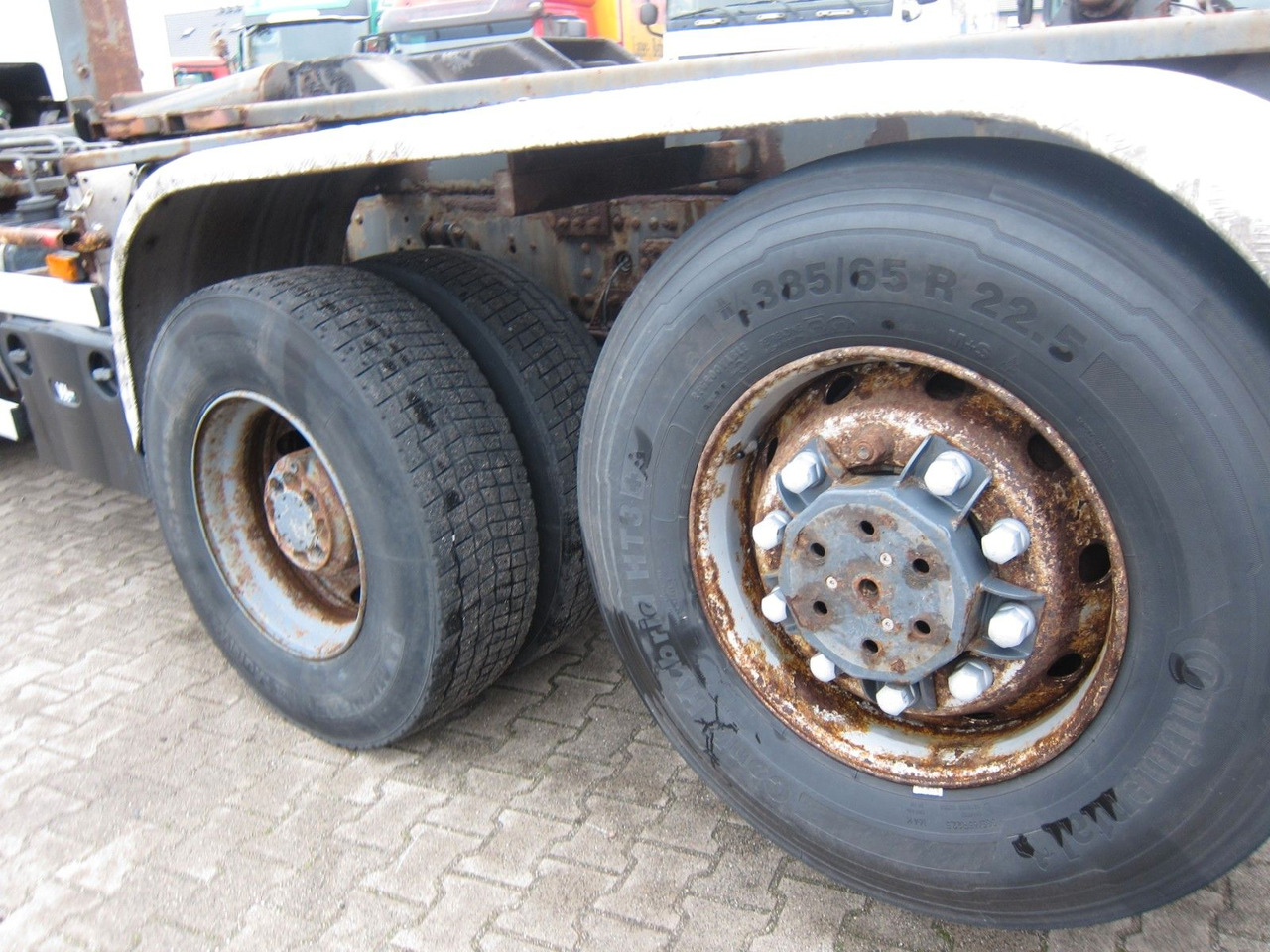 Volvo FH 460 Globe 8X2 Haken 25T Manual Ap-Achse - شاحنة ذات الخطاف: صور 5 Volvo FH 460 Globe 8X2 Haken 25T Manual Ap-Achse - شاحنة ذات الخطاف: صور 5