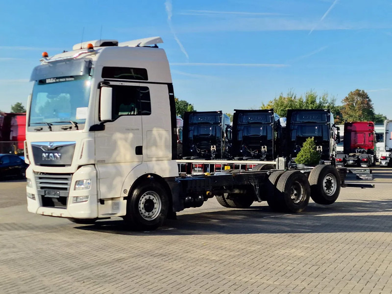 MAN TGX 26.500 6x2 XXL - Chassis - Full air - Night clima - AS Tronic - - الشاسيه شاحنة: صور 3 MAN TGX 26.500 6x2 XXL - Chassis - Full air - Night clima - AS Tronic - - الشاسيه شاحنة: صور 3