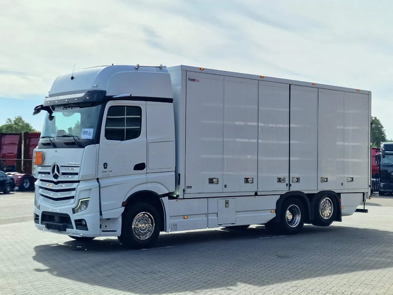 Mercedes-Benz Actros 2545 6x2*4 - Box with sidedoors - Loadlift - Steering axle - Full air - Camera - بصندوق مغلق شاحنة: صور 3 Mercedes-Benz Actros 2545 6x2*4 - Box with sidedoors - Loadlift - Steering axle - Full air - Camera - بصندوق مغلق شاحنة: صور 3