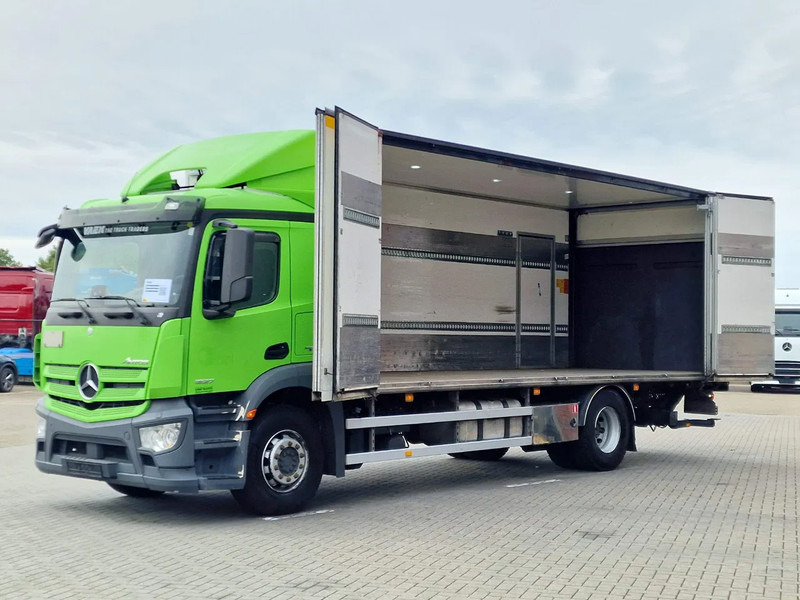 Mercedes-Benz Antos 1827 4x2 - Ekeri box with side doors - Loadlift - 5.50 WB - بصندوق مغلق شاحنة: صور 4 Mercedes-Benz Antos 1827 4x2 - Ekeri box with side doors - Loadlift - 5.50 WB - بصندوق مغلق شاحنة: صور 4