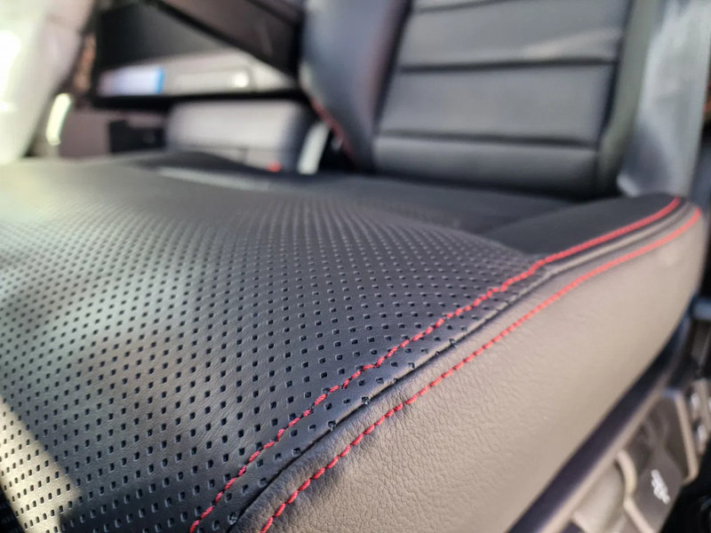 جديد شاحنة جرار Scania 660S V8 NGS Highline 6x2/4 - New - Full spec - Retarder - Night clima - Led - Leather - Navi: صور 13