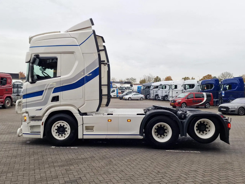Scania R560 Highline 6x2 - BUFFL - Retarder - Full air - 3.15 WB - Leather - شاحنة جرار: صور 4 Scania R560 Highline 6x2 - BUFFL - Retarder - Full air - 3.15 WB - Leather - شاحنة جرار: صور 4