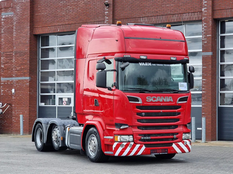 Scania R580 V8 Topline 6x2/4 MLB - Retarder - Full air - Steering axle - 2x tank - شاحنة جرار: صور 1 Scania R580 V8 Topline 6x2/4 MLB - Retarder - Full air - Steering axle - 2x tank - شاحنة جرار: صور 1