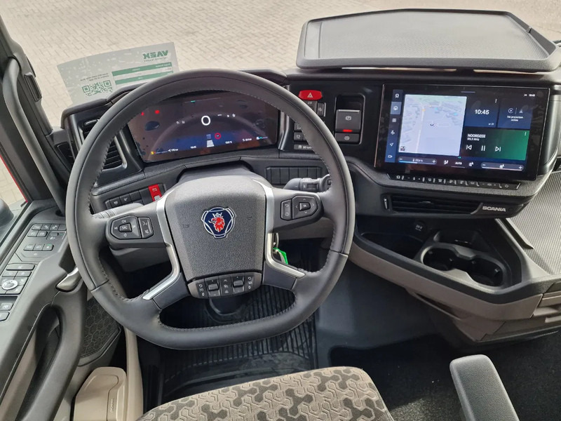 شاحنة جرار Scania S460 Highline 4x2 - Lowdeck - New - Retarder - Night clima - 2x tank - Led - Full spoiler: صور 12 شاحنة جرار Scania S460 Highline 4x2 - Lowdeck - New - Retarder - Night clima - 2x tank - Led - Full spoiler: صور 12