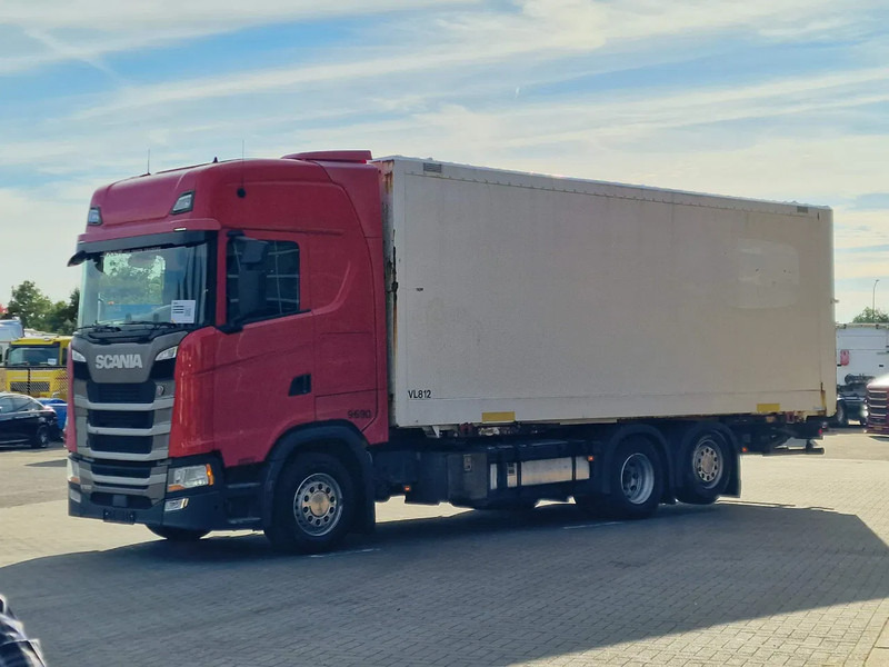 Scania S500 NGS Highline 6x2 - BDF - Full air - Loadlift - Box - Navi - Retarder - شاحنات الحاويات / جسم علوي قابل للتغيير شاحنة: صور 3 Scania S500 NGS Highline 6x2 - BDF - Full air - Loadlift - Box - Navi - Retarder - شاحنات الحاويات / جسم علوي قابل للتغيير شاحنة: صور 3