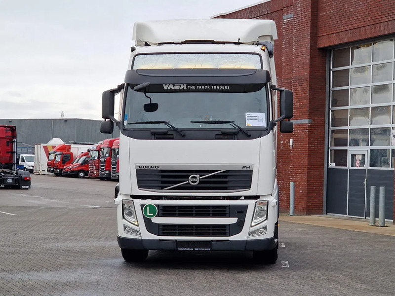 Volvo FH 13.460 Globetrotter 4x2 - Euro 5 EEV - 2x tank - Steel/Air - Fridge - شاحنة جرار: صور 2 Volvo FH 13.460 Globetrotter 4x2 - Euro 5 EEV - 2x tank - Steel/Air - Fridge - شاحنة جرار: صور 2