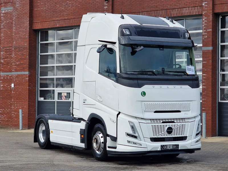 Volvo FH 13.500 Aero Globetrotter XL 4x2 - I Save - Retarder - I parkcool - 2x tank - Mirror cams - شاحنة جرار: صور 1 Volvo FH 13.500 Aero Globetrotter XL 4x2 - I Save - Retarder - I parkcool - 2x tank - Mirror cams - شاحنة جرار: صور 1