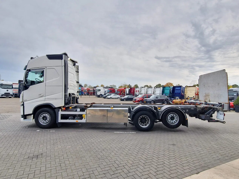 Volvo FH 13.540 Globetrotter 6x2 - BDF - Loadlift - Full air - I parkcool - 4.80 WB - شاحنات الحاويات / جسم علوي قابل للتغيير شاحنة: صور 4 Volvo FH 13.540 Globetrotter 6x2 - BDF - Loadlift - Full air - I parkcool - 4.80 WB - شاحنات الحاويات / جسم علوي قابل للتغيير شاحنة: صور 4