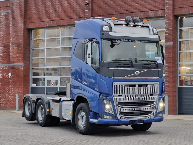 Volvo FH 16.750 Globetrotter 6x4 - Lift axle - HUB reduction - PTO/Hydraulic - 3.40 WB - شاحنة جرار: صور 1 Volvo FH 16.750 Globetrotter 6x4 - Lift axle - HUB reduction - PTO/Hydraulic - 3.40 WB - شاحنة جرار: صور 1