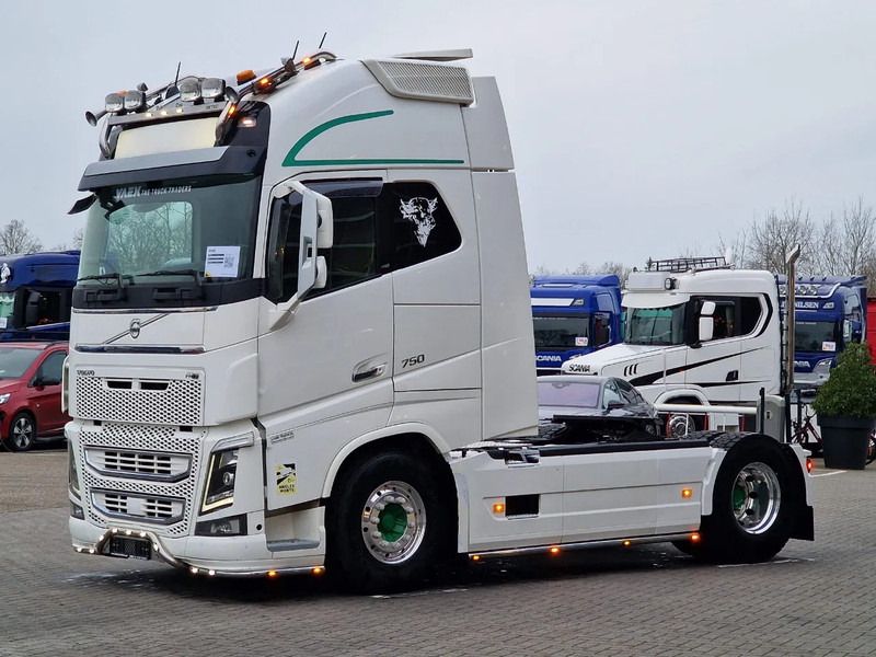 Volvo FH 16.750 Globetrotter XL 4x2 - Retarder - I parkcool - Full air - 2x tank - Full spec - شاحنة جرار: صور 4 Volvo FH 16.750 Globetrotter XL 4x2 - Retarder - I parkcool - Full air - 2x tank - Full spec - شاحنة جرار: صور 4