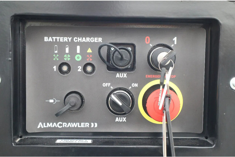 Almac MULTILOADER ML 3.0 BL ELC | HOEFLON TC1 | 3 TON | TRACKED CARRIER إيجار Almac MULTILOADER ML 3.0 BL ELC | HOEFLON TC1 | 3 TON | TRACKED CARRIER: صور 19