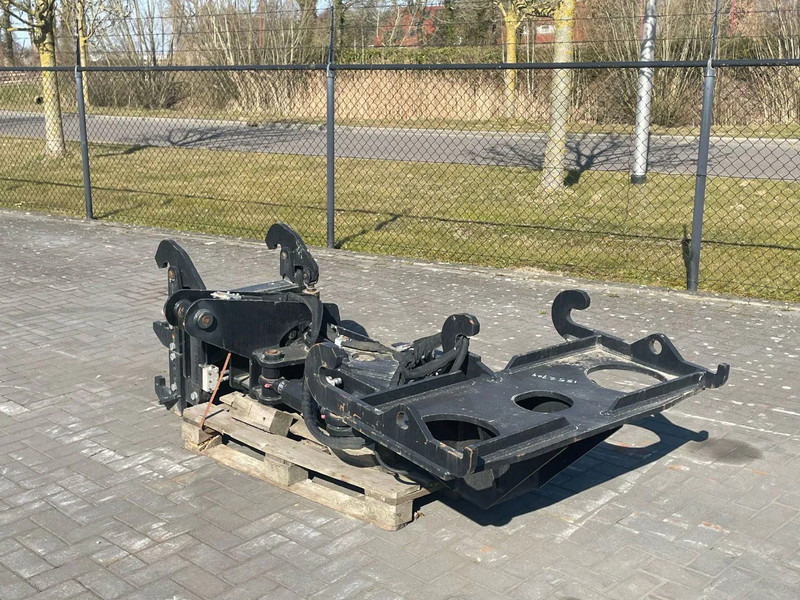 Dieci BUD7028 | CENTERING HANDLER | RIB HANDELING CLAMP | TUNNEL - ملحقات - آلات البناء: صور 1 Dieci BUD7028 | CENTERING HANDLER | RIB HANDELING CLAMP | TUNNEL - ملحقات - آلات البناء: صور 1