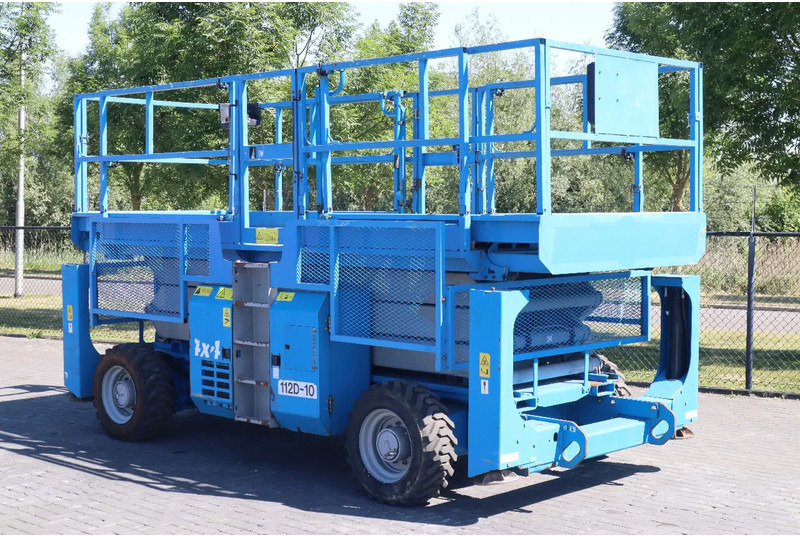 Genie GS-3384 RT | 12 METER | 1.134 KG - رافعات مقصية: صور 2 Genie GS-3384 RT | 12 METER | 1.134 KG - رافعات مقصية: صور 2