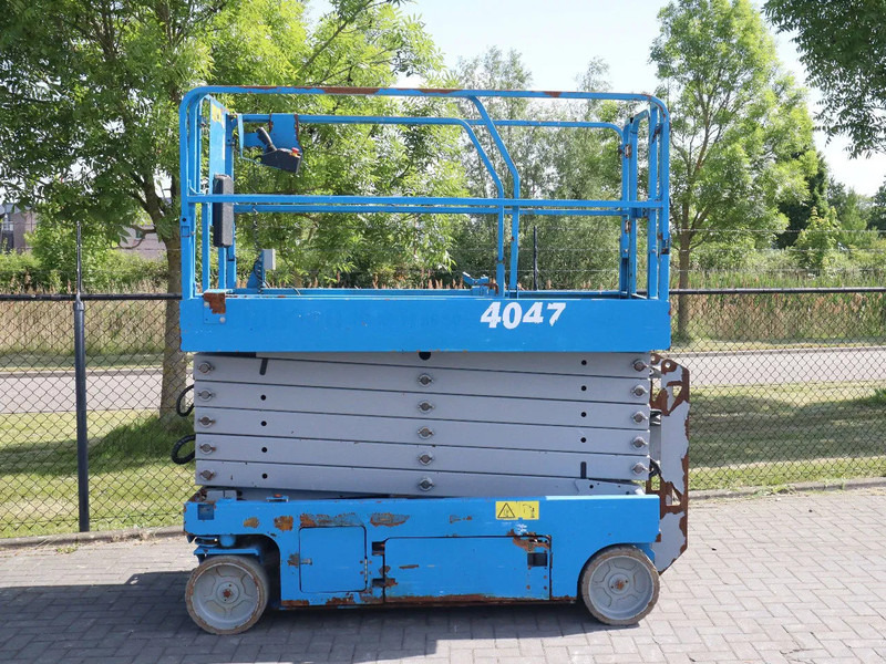 Genie GS-4047 | 14 METER | 350 KG - رافعات مقصية: صور 1 Genie GS-4047 | 14 METER | 350 KG - رافعات مقصية: صور 1