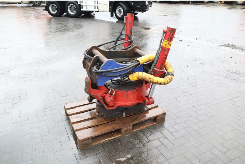 INDEXATOR ROTOTILT RT80 | TILTROTATOR | S70 - مُلحق الحفار الدوار - آلات البناء: صور 4 INDEXATOR ROTOTILT RT80 | TILTROTATOR | S70 - مُلحق الحفار الدوار - آلات البناء: صور 4