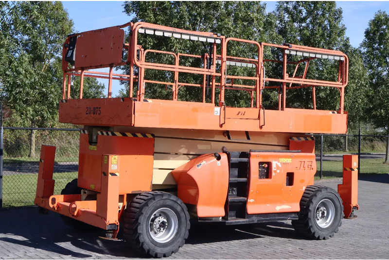 JLG 4394 RT MEGA DECK | 15 METER | 680 KG - رافعات مقصية: صور 2 JLG 4394 RT MEGA DECK | 15 METER | 680 KG - رافعات مقصية: صور 2