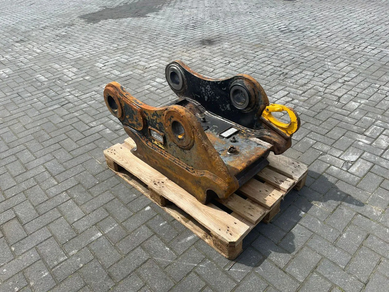 Klepp Mek KM90-D | HYDRAULIC QUICK COUPLER | SNELWISSEL | SCHNELLWECHSLER - وصلة الربط للمعدات المعلقة - آلات البناء: صور 4 Klepp Mek KM90-D | HYDRAULIC QUICK COUPLER | SNELWISSEL | SCHNELLWECHSLER - وصلة الربط للمعدات المعلقة - آلات البناء: صور 4