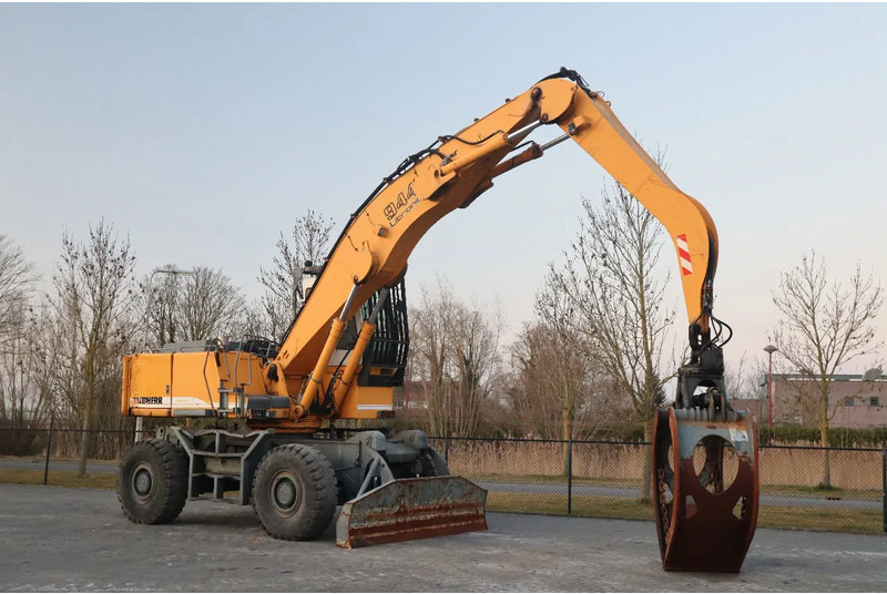 Liebherr A944 B HD | LOG GRAPPLE | HOLZGREIFER | TIMBER - الحصادات: صور 5 Liebherr A944 B HD | LOG GRAPPLE | HOLZGREIFER | TIMBER - الحصادات: صور 5