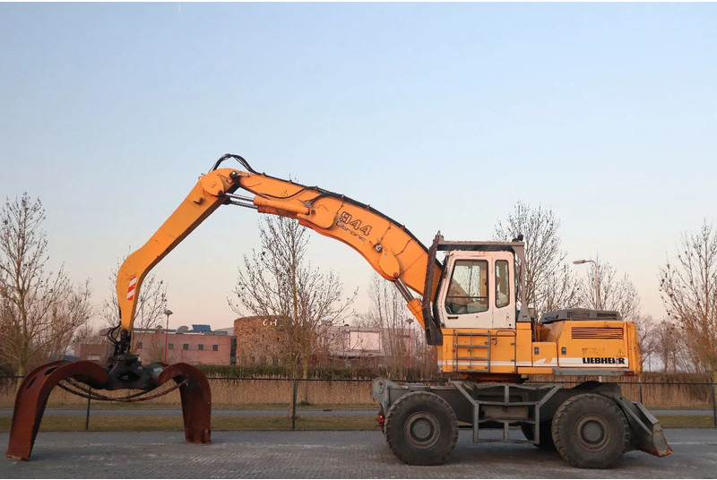 Liebherr A944 B HD | LOG GRAPPLE | HOLZGREIFER | TIMBER - الحصادات: صور 1 Liebherr A944 B HD | LOG GRAPPLE | HOLZGREIFER | TIMBER - الحصادات: صور 1