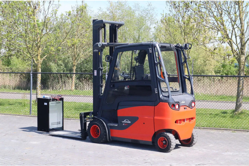 Linde E35 HL-01 | SIDESHIFT | POSITIONERS | LOW HOURS - رافعة شوكية كهربائية: صور 3 Linde E35 HL-01 | SIDESHIFT | POSITIONERS | LOW HOURS - رافعة شوكية كهربائية: صور 3