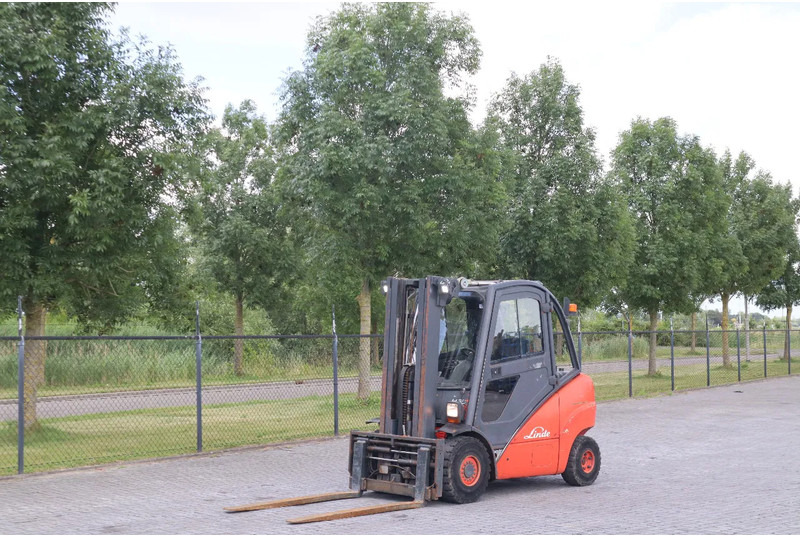 Linde H35D | SIDESHIFT + SPREADER | FREELIFT | 4.7 M - رافعة شوكية ديزل: صور 2 Linde H35D | SIDESHIFT + SPREADER | FREELIFT | 4.7 M - رافعة شوكية ديزل: صور 2