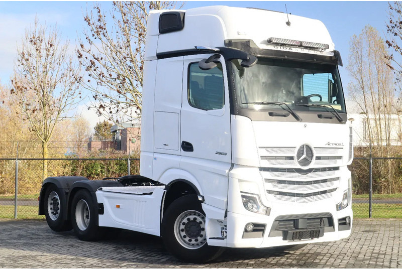Mercedes-Benz Actros 2553 | 6X2 | 33.000 KM! | RETARDER | EURO 6 | FULL AIR - شاحنة جرار: صور 3 Mercedes-Benz Actros 2553 | 6X2 | 33.000 KM! | RETARDER | EURO 6 | FULL AIR - شاحنة جرار: صور 3