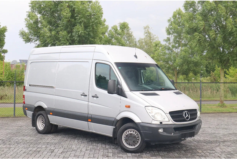 Mercedes-Benz Sprinter 516 | 4X2 | MOBILE WORKSHOP | WERKSTATT | SERVICE VAN - فان: صور 3 Mercedes-Benz Sprinter 516 | 4X2 | MOBILE WORKSHOP | WERKSTATT | SERVICE VAN - فان: صور 3