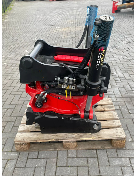 ROTOTILT R8 | S80 | FULL SET | JOYSTICKS | NEW / UNUSED | ICS | LHV | ILS | SC - مُلحق الحفار الدوار - آلات البناء: صور 4 ROTOTILT R8 | S80 | FULL SET | JOYSTICKS | NEW / UNUSED | ICS | LHV | ILS | SC - مُلحق الحفار الدوار - آلات البناء: صور 4