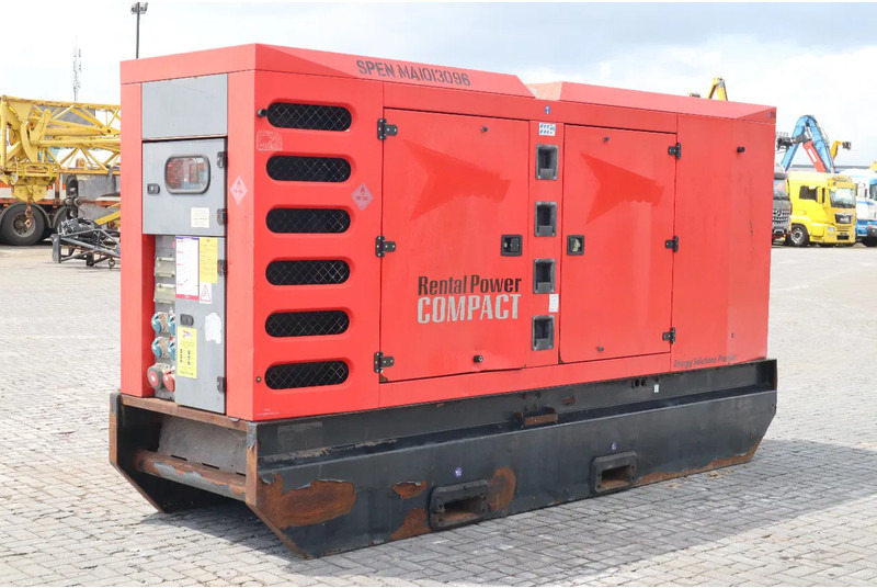 SDMO R275 C3 | 275 KVA | 400 V - مجموعة المولدات: صور 5 SDMO R275 C3 | 275 KVA | 400 V - مجموعة المولدات: صور 5