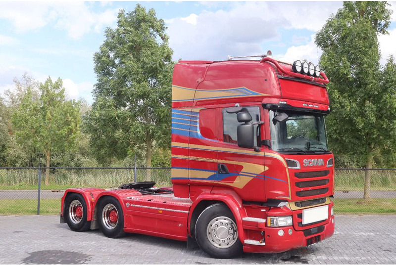 Scania R580 V8 | 6X4 | HYDRAULICS | RETARDER | 85 TON | BIG AXLES | EURO 6 - شاحنة جرار: صور 3 Scania R580 V8 | 6X4 | HYDRAULICS | RETARDER | 85 TON | BIG AXLES | EURO 6 - شاحنة جرار: صور 3