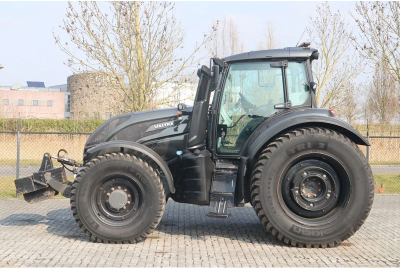 Valtra T234 D UNLIMITED | FRONT PTO | 53 KM/H | FULL OPTION - جرار: صور 2 Valtra T234 D UNLIMITED | FRONT PTO | 53 KM/H | FULL OPTION - جرار: صور 2