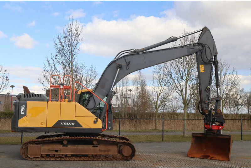 Volvo EC250EL | EC 250 EL | ROTOTILT | BUCKET - حفارات زحافة: صور 4 Volvo EC250EL | EC 250 EL | ROTOTILT | BUCKET - حفارات زحافة: صور 4
