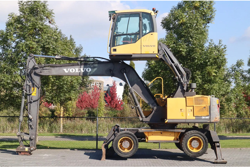 Volvo EW160C | EW 160 C | LIFT CAB | DOZERBLADE | QUICK COUPLER - حفارة النقل والشحن: صور 1 Volvo EW160C | EW 160 C | LIFT CAB | DOZERBLADE | QUICK COUPLER - حفارة النقل والشحن: صور 1