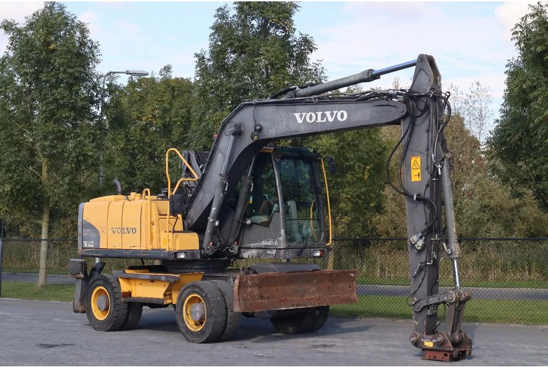Volvo EW160C | EW 160 C | LIFT CAB | DOZERBLADE | QUICK COUPLER - حفارة النقل والشحن: صور 5 Volvo EW160C | EW 160 C | LIFT CAB | DOZERBLADE | QUICK COUPLER - حفارة النقل والشحن: صور 5