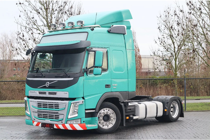 Volvo FM 330 | 4X2 | 275.000 KM ! | XLOW / LOW DECK - شاحنة جرار: صور 1 Volvo FM 330 | 4X2 | 275.000 KM ! | XLOW / LOW DECK - شاحنة جرار: صور 1