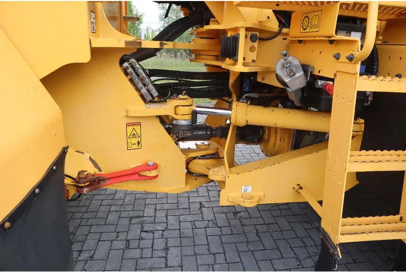 معدات الغابات Volvo L180 F HL | HIGH-LIFT | LOG STACKER | HOLZ GRAPPLE: صور 12