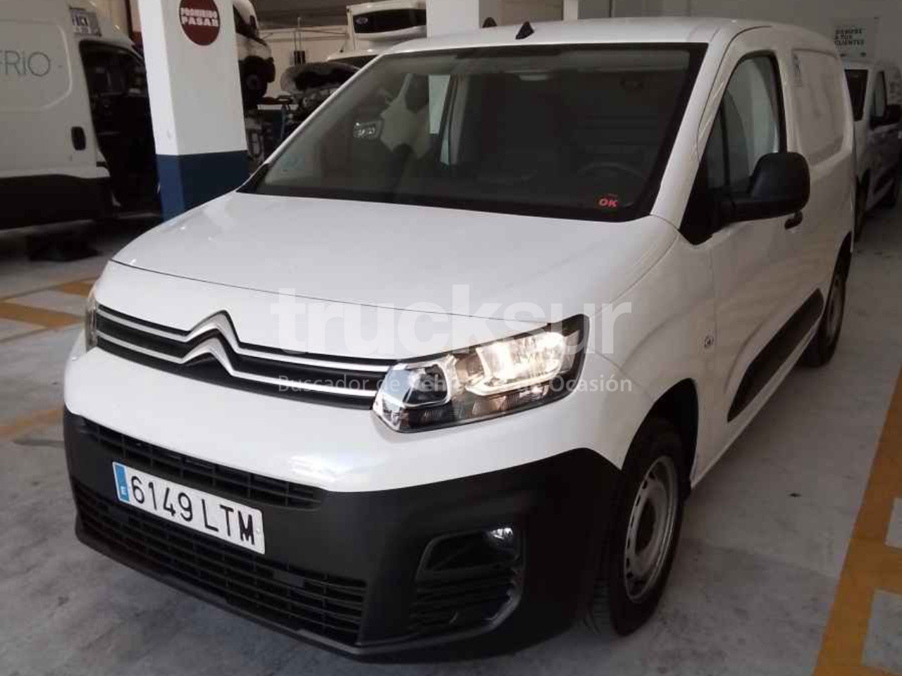 CITROEN BERLINGO IR - الشاحنات الصغيرة صندوق مغلق: صور 1 CITROEN BERLINGO IR - الشاحنات الصغيرة صندوق مغلق: صور 1