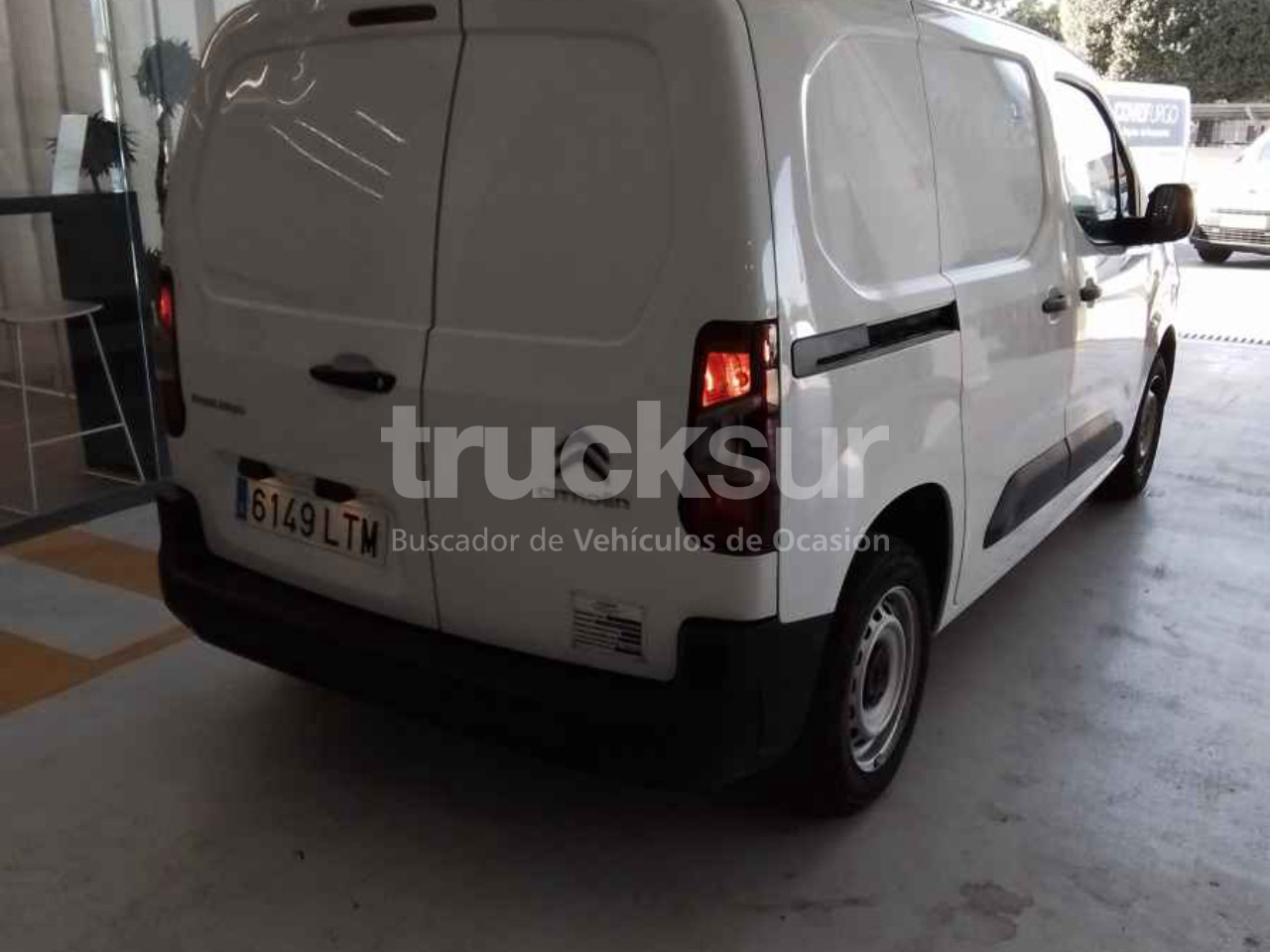 CITROEN BERLINGO IR - الشاحنات الصغيرة صندوق مغلق: صور 3 CITROEN BERLINGO IR - الشاحنات الصغيرة صندوق مغلق: صور 3