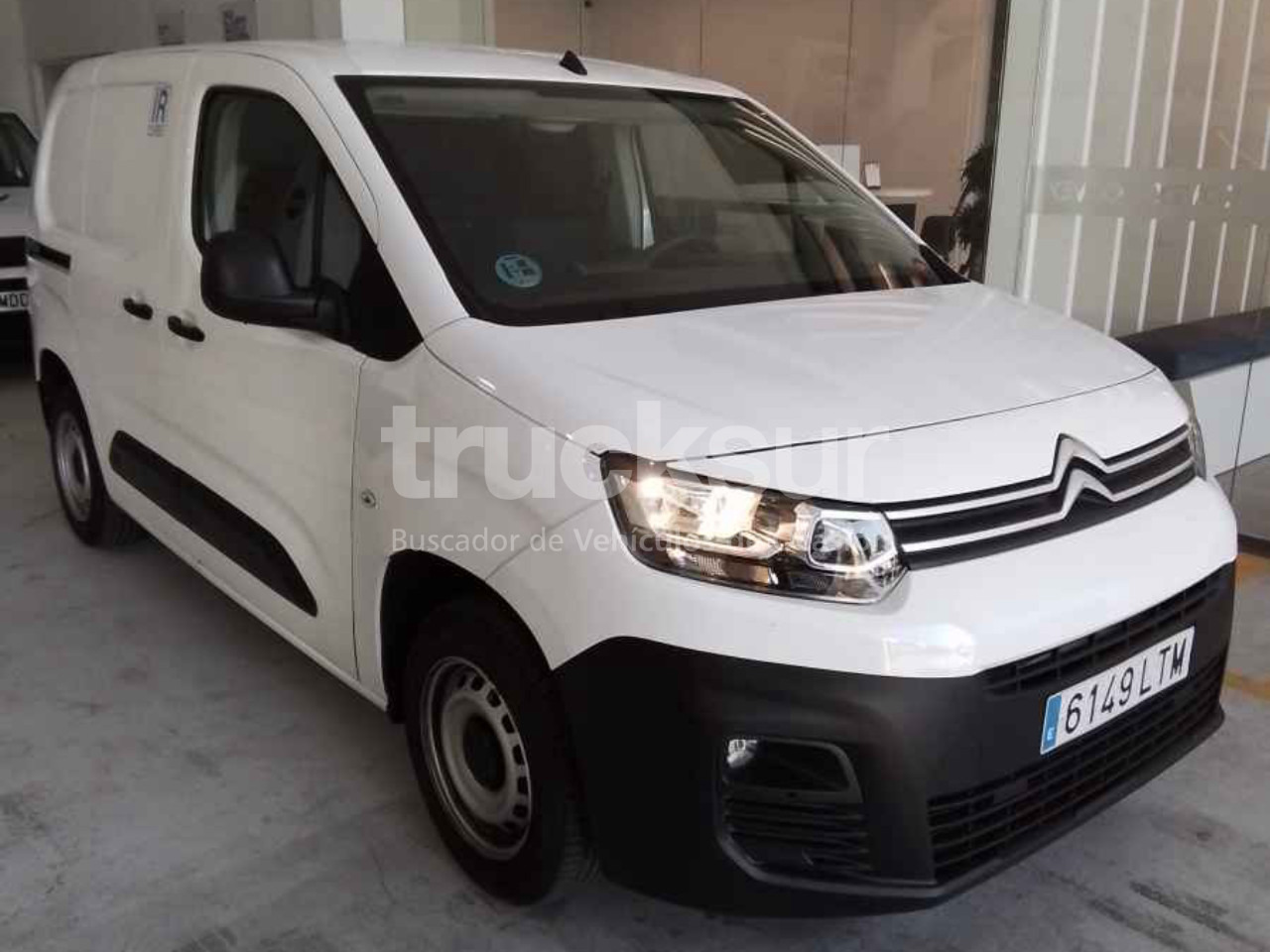 CITROEN BERLINGO IR - الشاحنات الصغيرة صندوق مغلق: صور 2 CITROEN BERLINGO IR - الشاحنات الصغيرة صندوق مغلق: صور 2