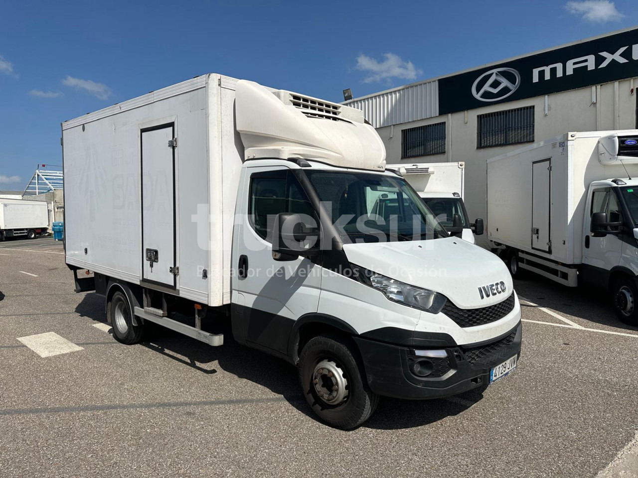 IVECO 70C15 THK - بصندوق مغلق شاحنة: صور 1 IVECO 70C15 THK - بصندوق مغلق شاحنة: صور 1