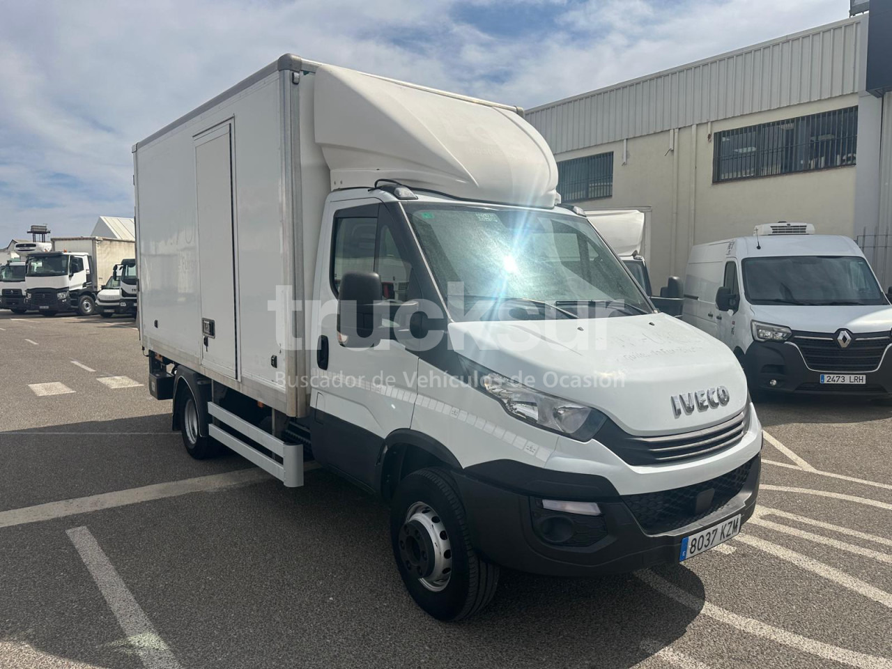IVECO 72C15 GV P/E - بصندوق مغلق شاحنة: صور 1 IVECO 72C15 GV P/E - بصندوق مغلق شاحنة: صور 1