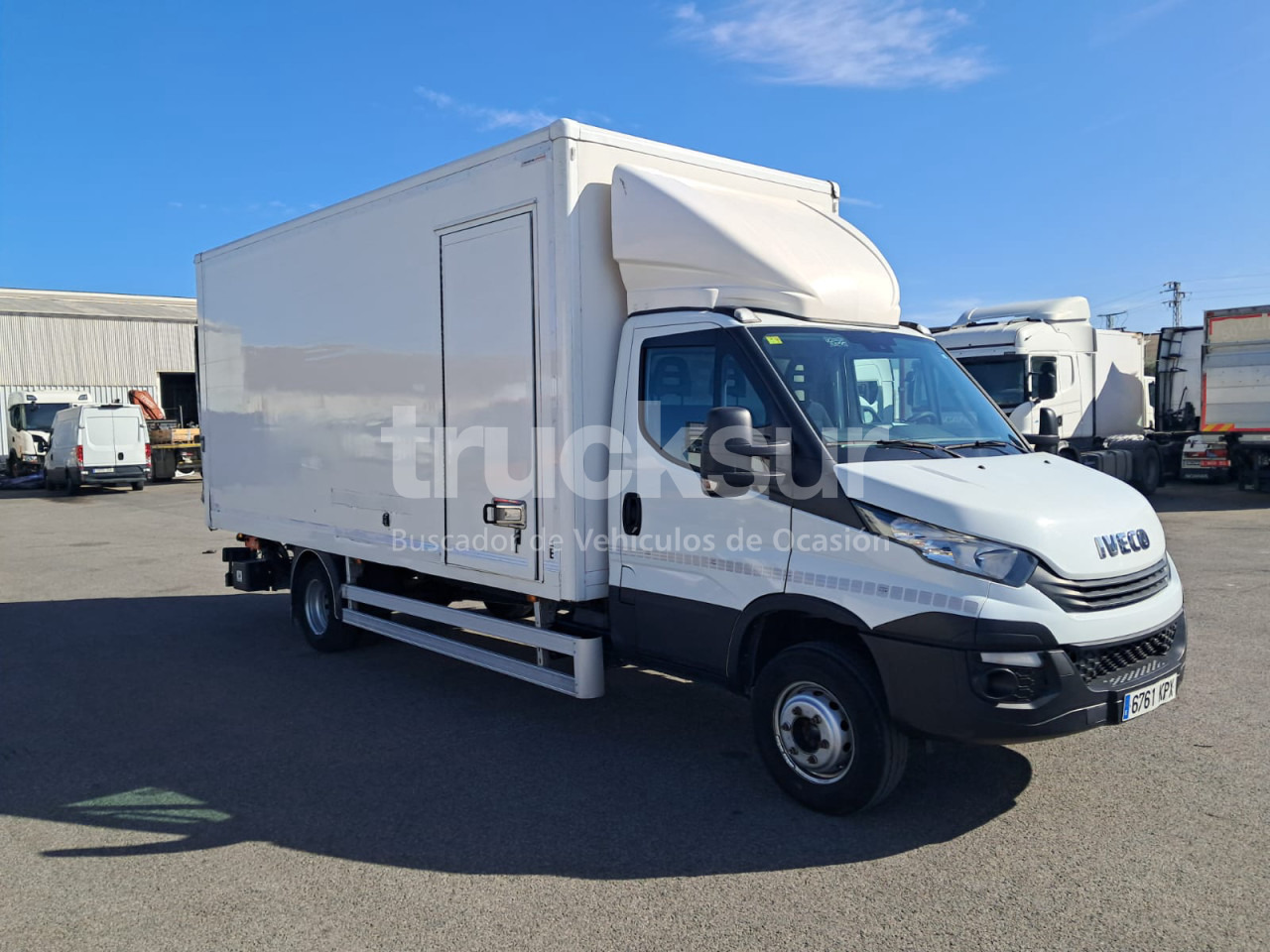 IVECO 72C18 P/E - بصندوق مغلق شاحنة: صور 1 IVECO 72C18 P/E - بصندوق مغلق شاحنة: صور 1