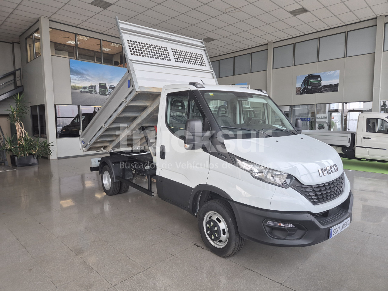 IVECO DAILY 35C14H - قلاب صغير: صور 2 IVECO DAILY 35C14H - قلاب صغير: صور 2