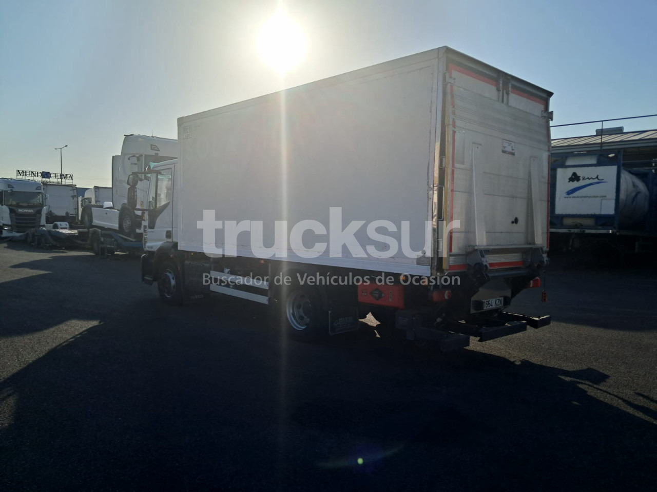 IVECO ML10E22 FRC-X - بصندوق مغلق شاحنة: صور 4 IVECO ML10E22 FRC-X - بصندوق مغلق شاحنة: صور 4